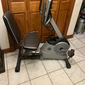 Exercise bike- Golds Gym